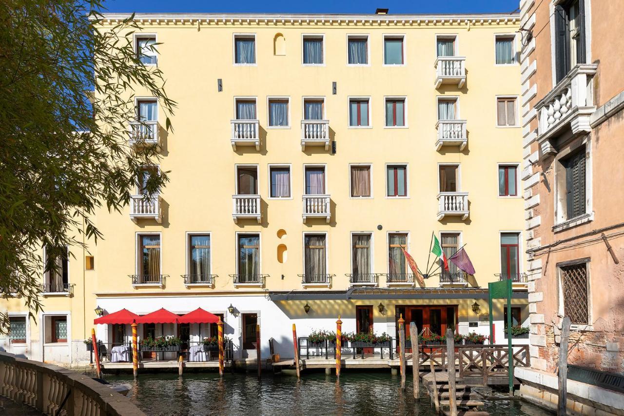 Baglioni Hotel Luna - The Leading Hotels Of The World Venezia Esterno foto