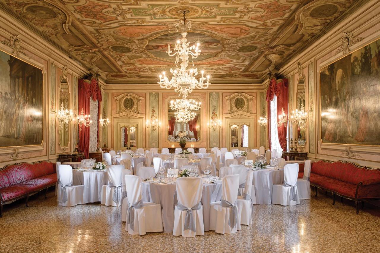 Baglioni Hotel Luna - The Leading Hotels Of The World Venezia Esterno foto The ballroom
