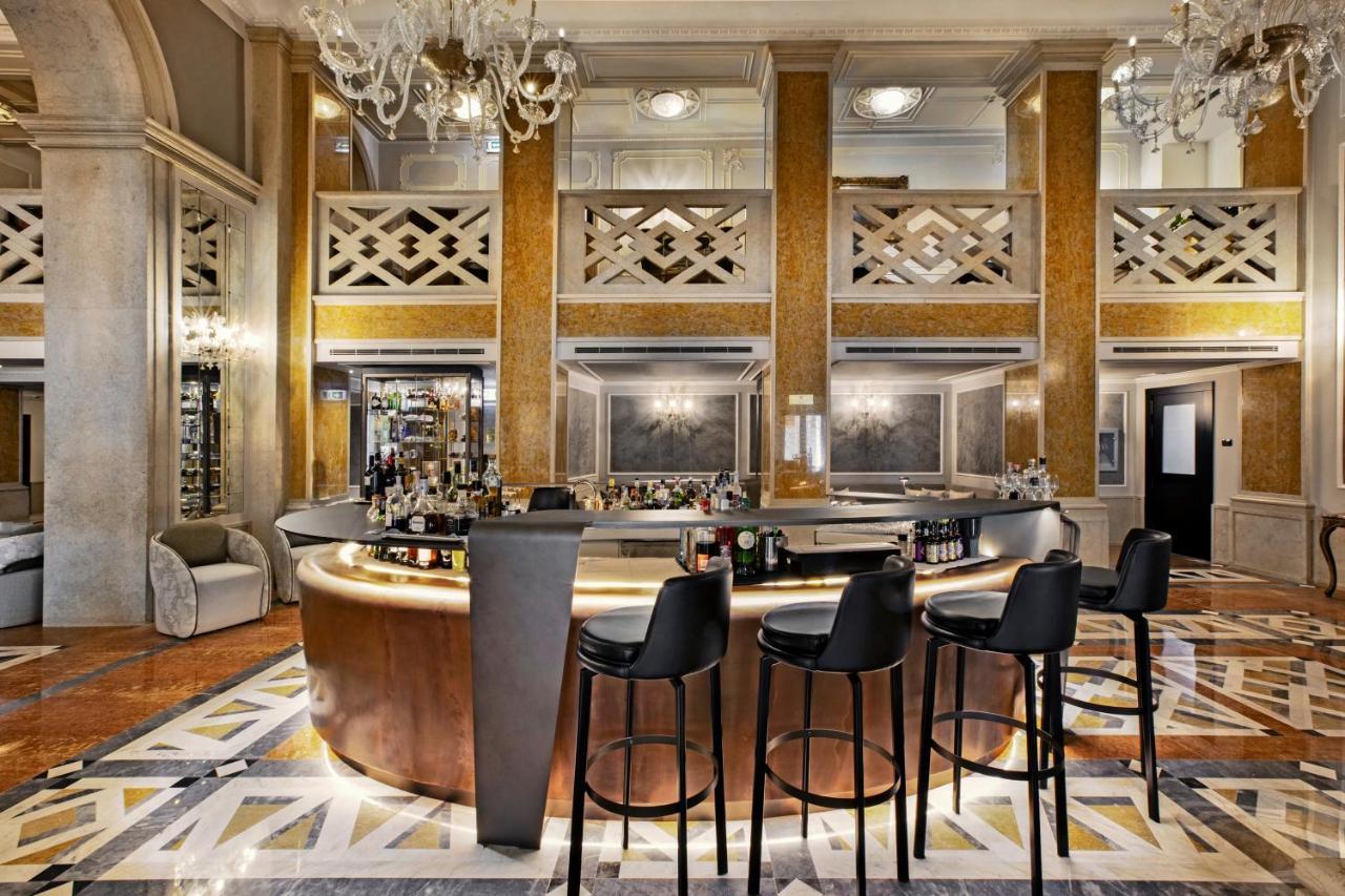 Baglioni Hotel Luna - The Leading Hotels Of The World Venezia Esterno foto The Bar