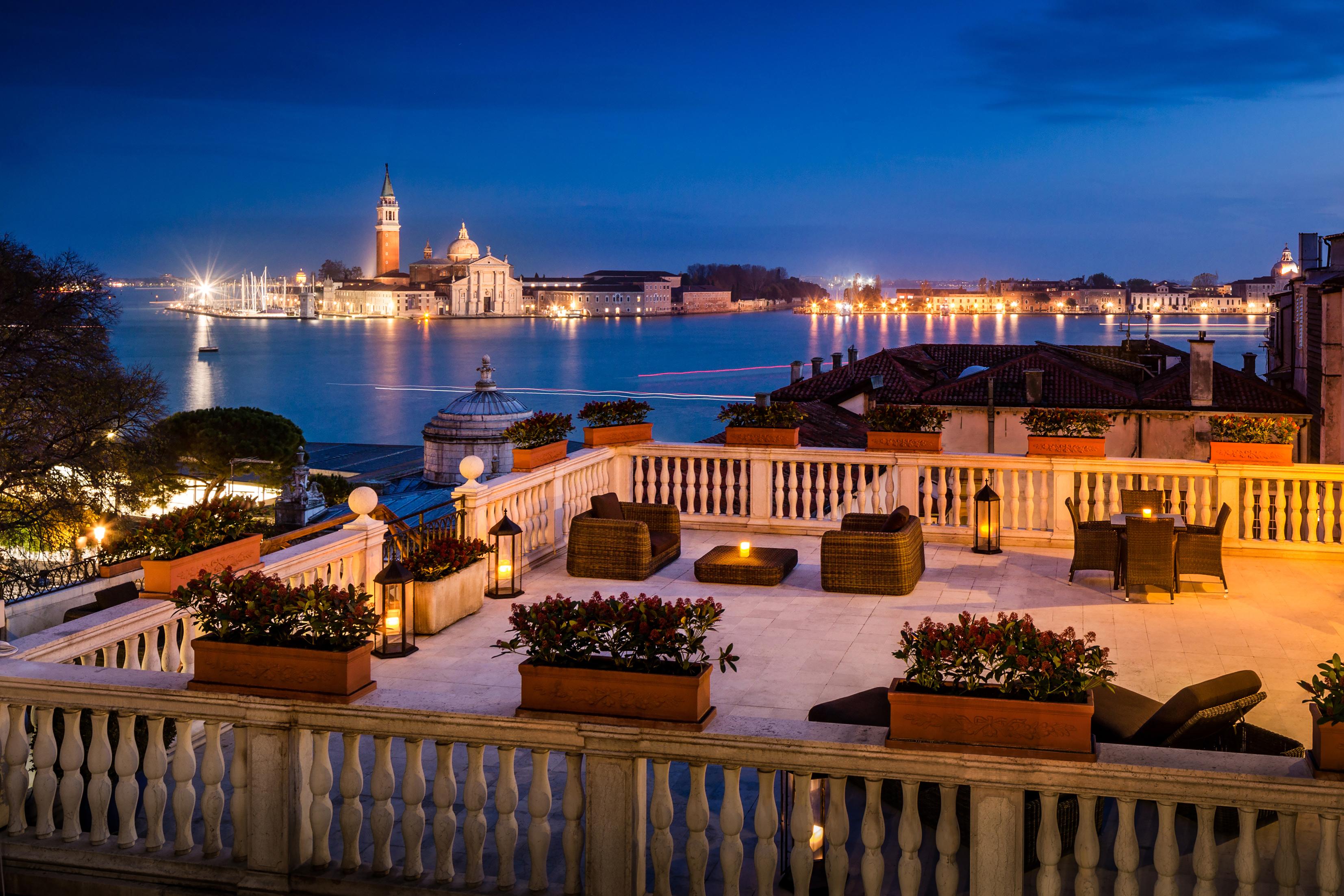 Baglioni Hotel Luna - The Leading Hotels Of The World Venezia Esterno foto The view from the hotel's rooftop